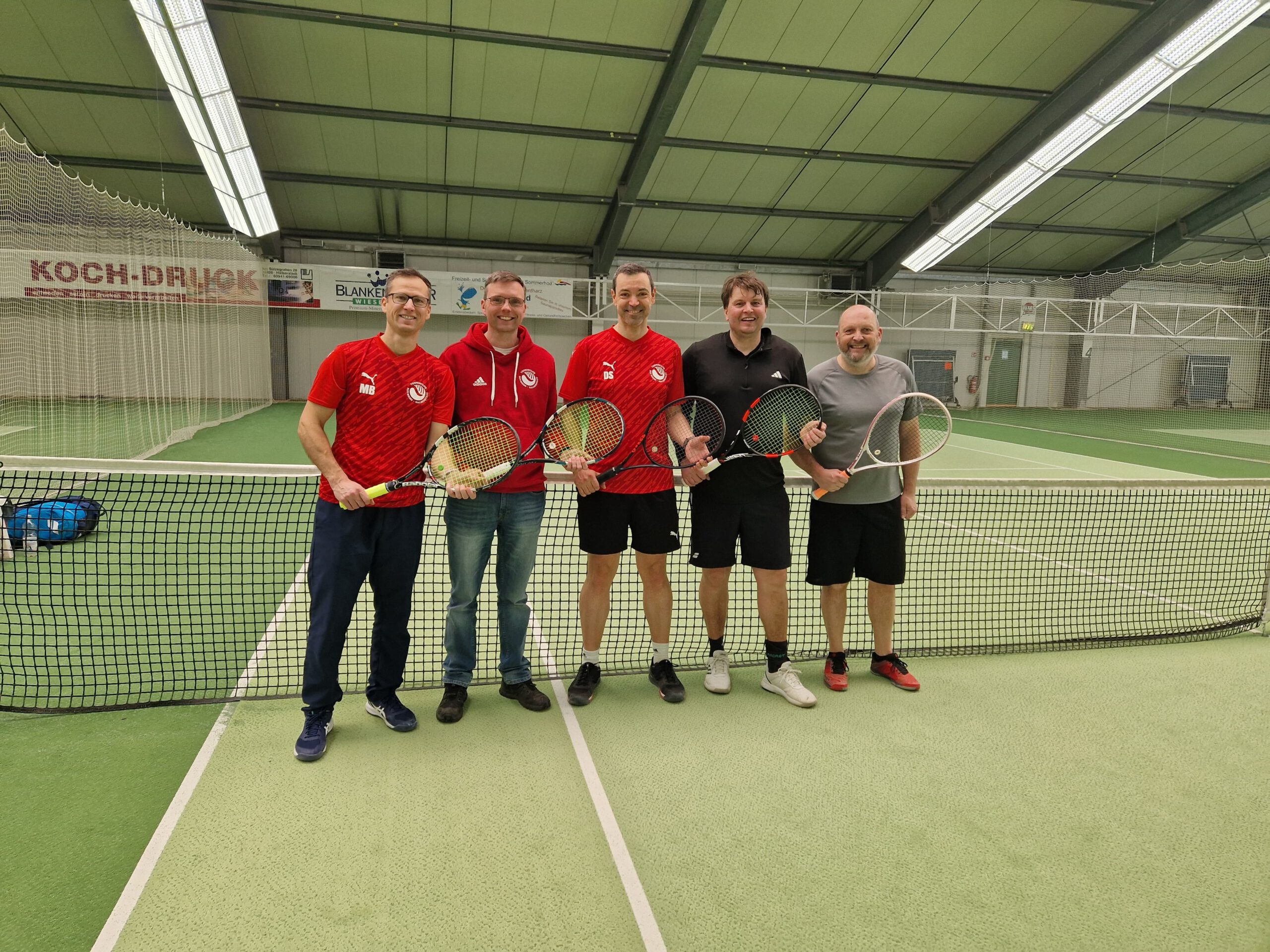 Mehr über den Artikel erfahren Halberstädter Tennisspieler beenden die Winterrunde